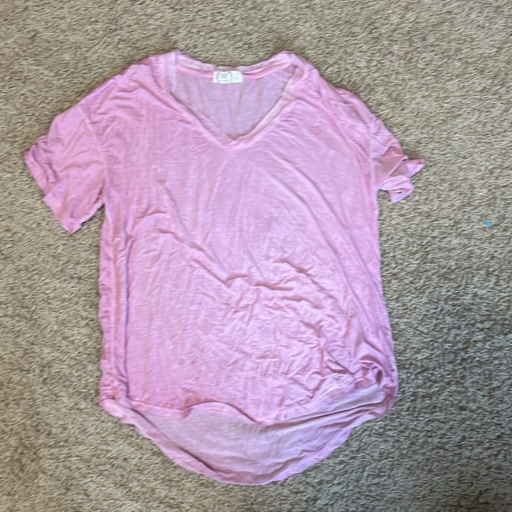 pink top